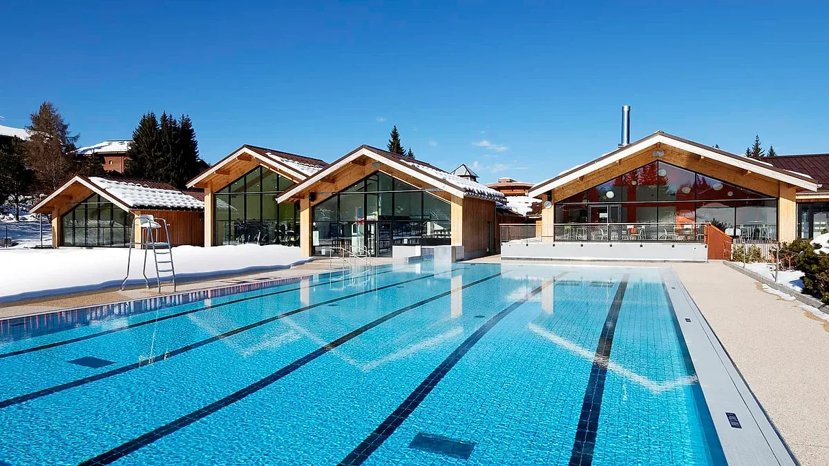 Spa Piscine des Fermes du Soleil aux Carroz d'Arâches