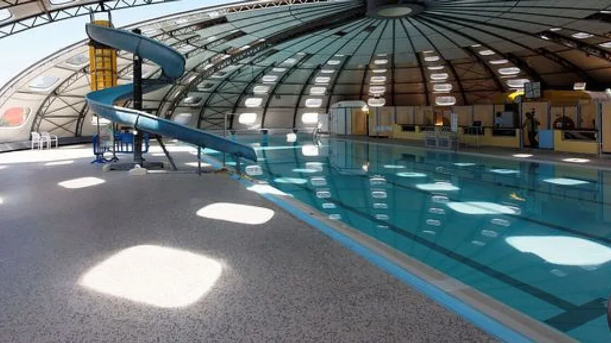 Piscine de Lambesc